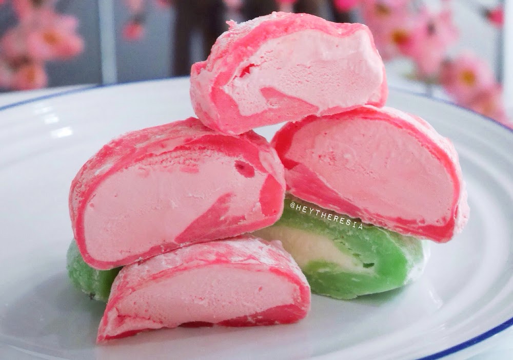 Homemade Mochi Ice Cream | HeyTheresia - Indonesian Food & Travel Blogger